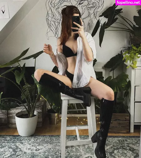 Leonie Busse OnlyFans Thumbnail #tLDBE9MC6a