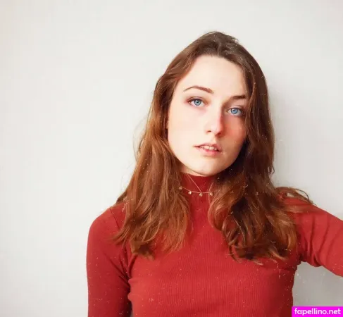 Leonie Christel OnlyFans Thumbnail #3KV0qNl9X6