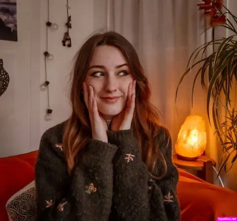 Leonie Christel OnlyFans Thumbnail #JbNW7r0sFG