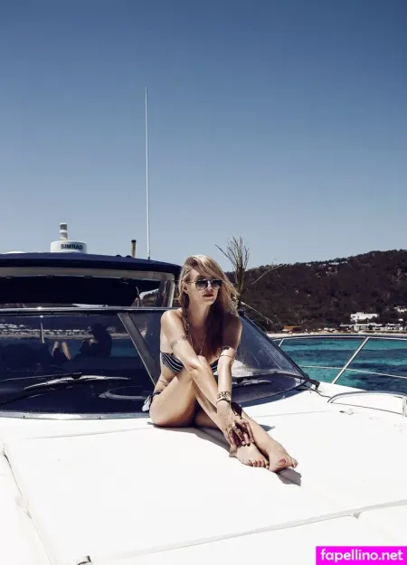 Leonie Hanne OnlyFans Thumbnail #TNpGe40K02