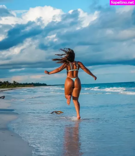 Leonie K OnlyFans Thumbnail #O64gt5pYaA