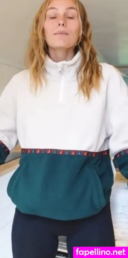 Leonie Massman OnlyFans Thumbnail #CBbB0ZWWAN