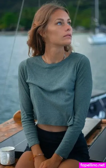 Leonie Massman OnlyFans Thumbnail #MUVXWLO7Ui