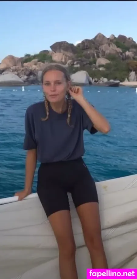 Leonie Massman OnlyFans Thumbnail #TYGHc4IBKm