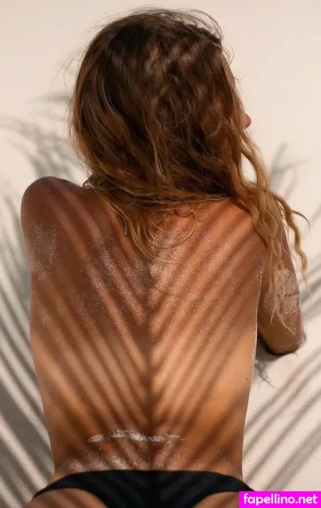 Leonie Massman OnlyFans Thumbnail #Ufg2M5kbYQ