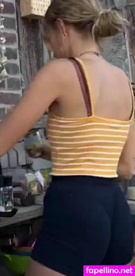 Leonie Massman OnlyFans Thumbnail #zj0K1QYWaj