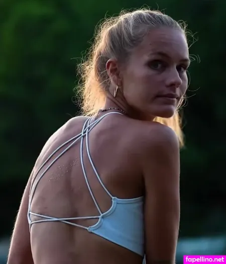 Leonie Massmann OnlyFans Thumbnail #WKE76n0UcG