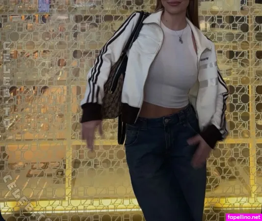 Leonie Rld OnlyFans Thumbnail #Mhmf7GikiW