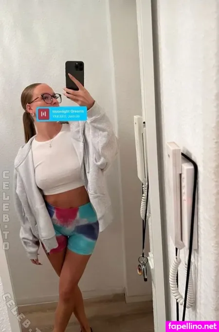 Leonie Rld OnlyFans Thumbnail #XDXQLxfgz9