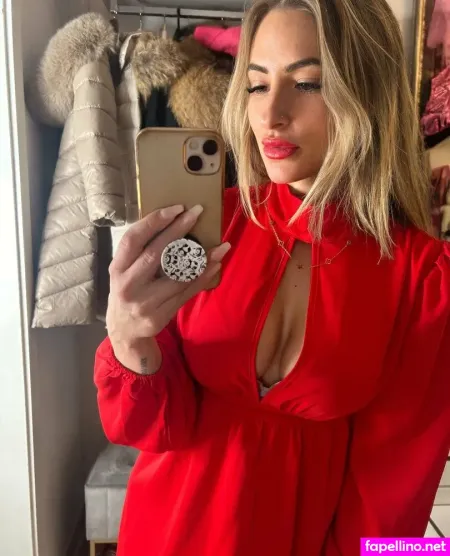 Leonie Sanders 1 OnlyFans Thumbnail #Ucqgsv37Bc