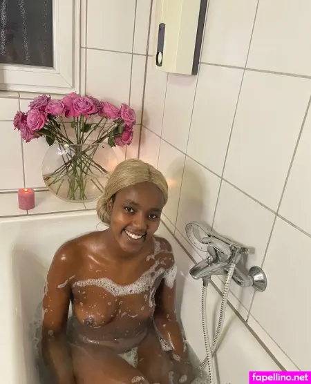 Leonie Weber OnlyFans Thumbnail #im3Kc1pmJ4