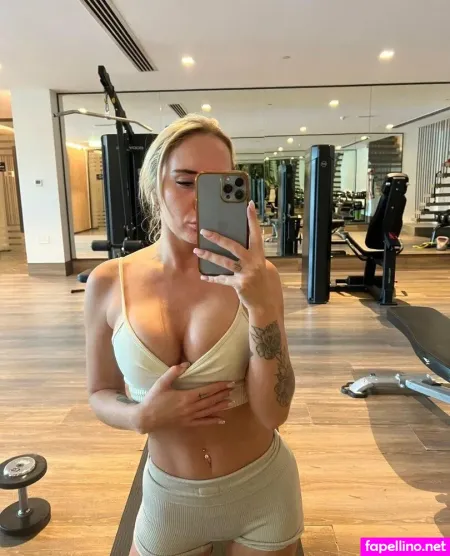 Leoniemcsorleyx OnlyFans Thumbnail #UkfT0Oy8jJ