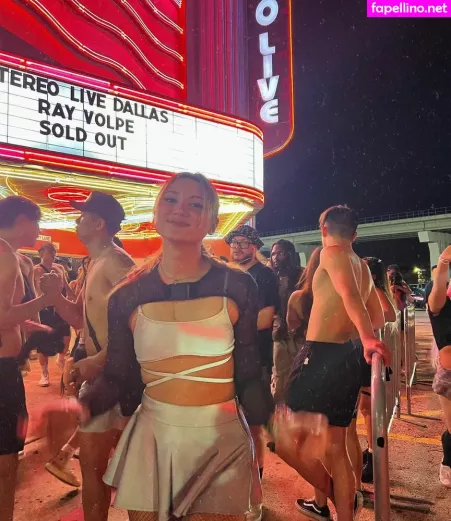 Leoniemontybtw OnlyFans Thumbnail #pbcUeXbVDz