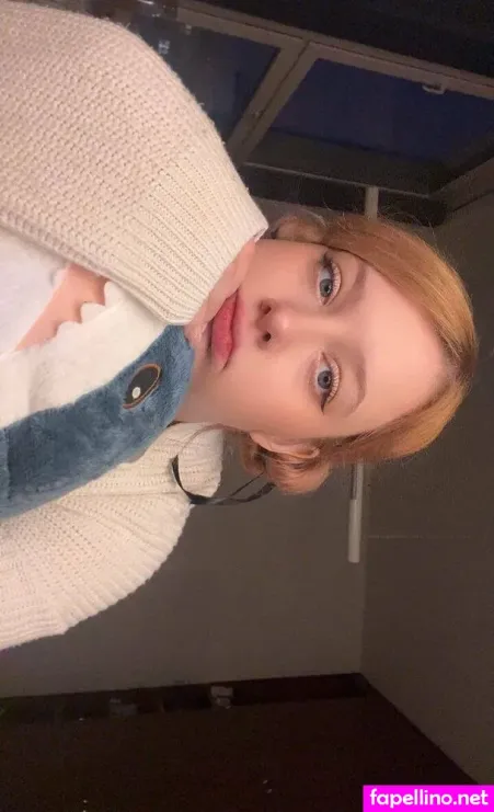 Leonierdbeer OnlyFans Thumbnail #r5t7NRdjlL