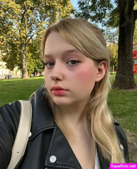 Leonierdbeer OnlyFans Thumbnail #sHIfdQwZgi