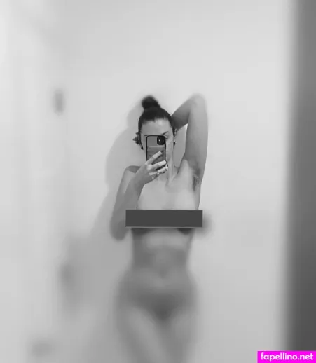 Leonieroyer OnlyFans Thumbnail #Vviika6PLx