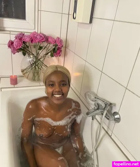 Leoniweber OnlyFans Thumbnail #jnOW7DE4wY