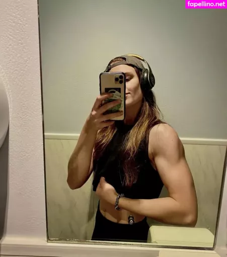 Leonovababy OnlyFans Thumbnail #N82YQKxsbf