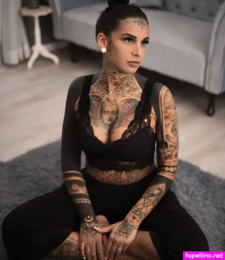 Leontiiine Main Profile Photo