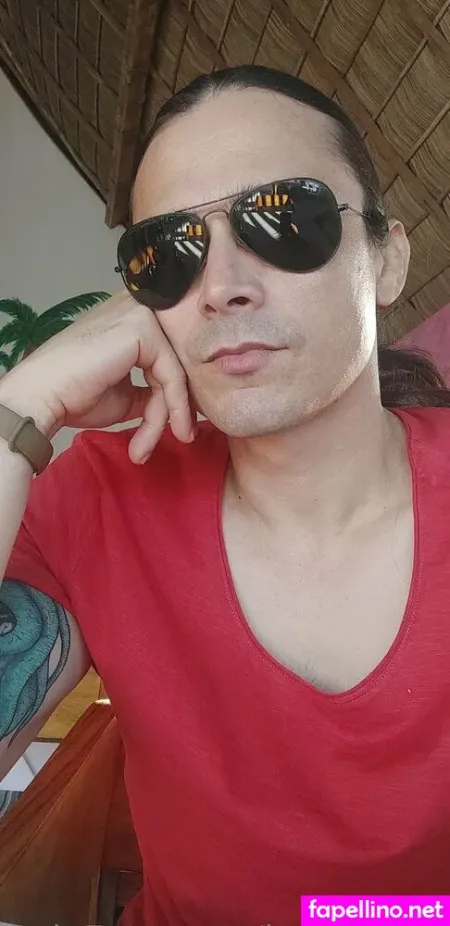 Leosanchezmex OnlyFans Thumbnail #XOJBztH41Y