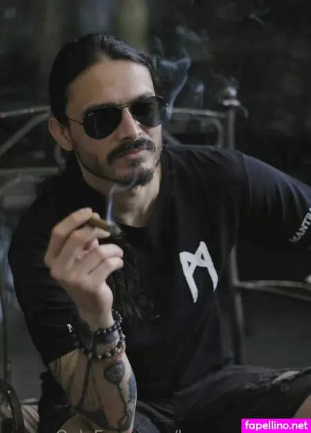 Leosanchezmex OnlyFans Thumbnail #tGc28xbjXr