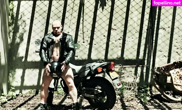 Lepamplemousse OnlyFans Thumbnail #Mu9p8iC5Xc