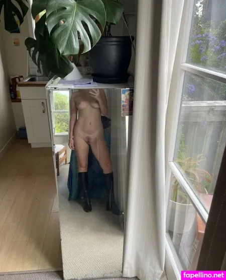 Lepetit Lapin OnlyFans Thumbnail #Yw5ECVpXrC