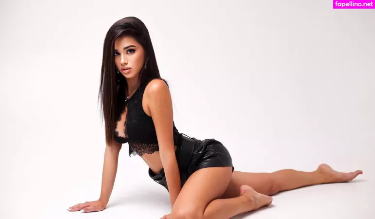 Lera Golovan OnlyFans Thumbnail #C2p88VSmrA