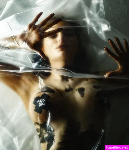 Lera Mendelson OnlyFans Thumbnail #OaQYR0Wkf0