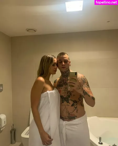 Leragazzedivatuttobene OnlyFans Thumbnail #6ukHT34STV