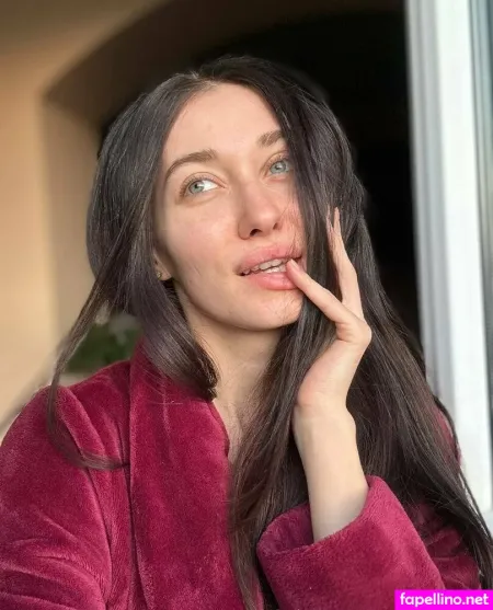 Leramoon OnlyFans Thumbnail #X3JBFW4aId