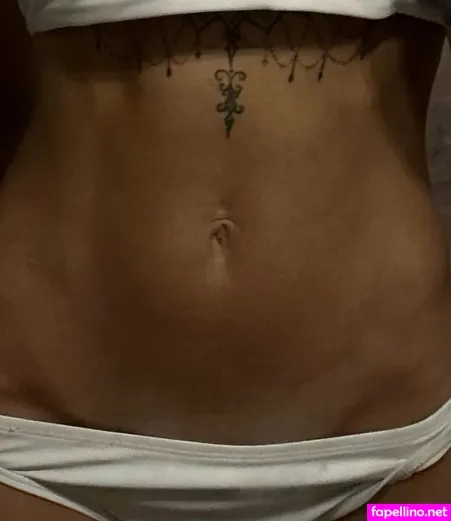 Leramorri OnlyFans Thumbnail #8QqF6AuQ0U