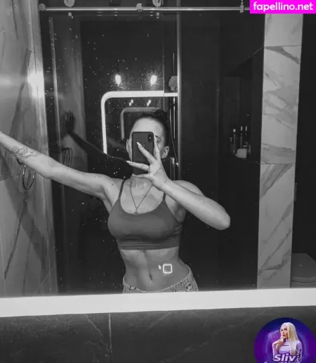 Leron Baron OnlyFans Thumbnail #QzN9EmXJkk