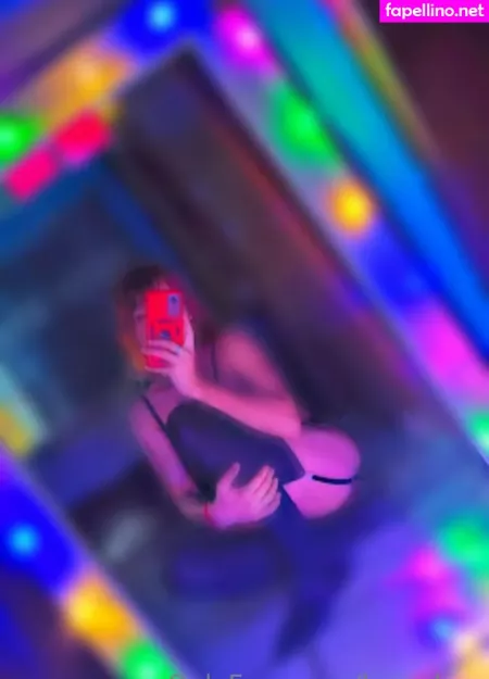 Lesa Dom OnlyFans Thumbnail #IQmxessUuA