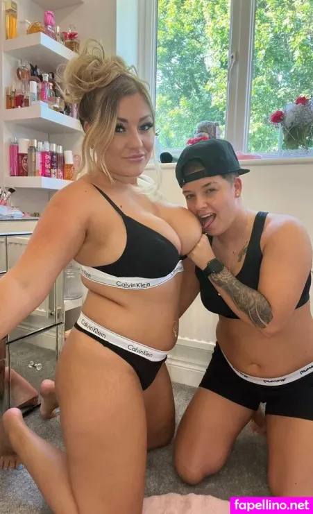 Lesbianlovex OnlyFans Thumbnail #8blOOBQKJF