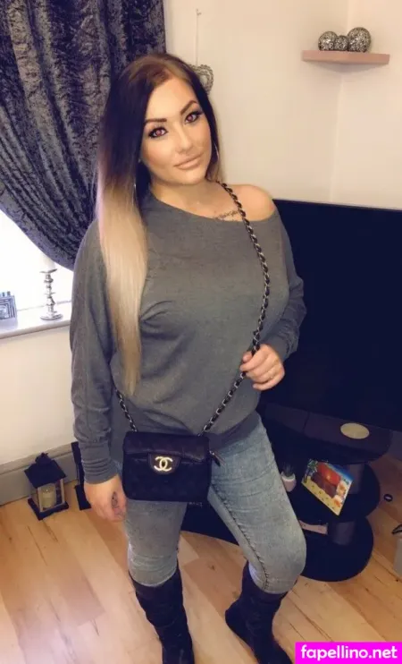 Lesbianlovex OnlyFans Thumbnail #9jdVjRYnIQ