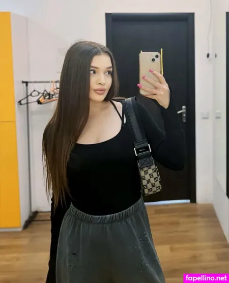 Lesik 696 OnlyFans Thumbnail #HjkVhWil2o