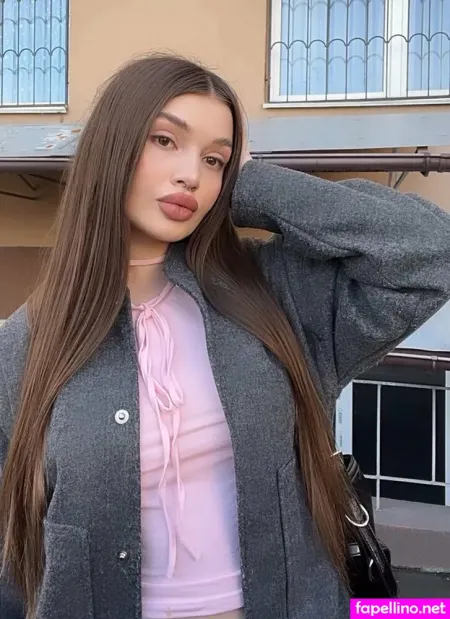 Lesik 696 OnlyFans Thumbnail #SNpept3Fe6