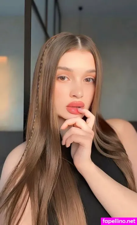 Lesik 696 OnlyFans Thumbnail #azd8yojdXb