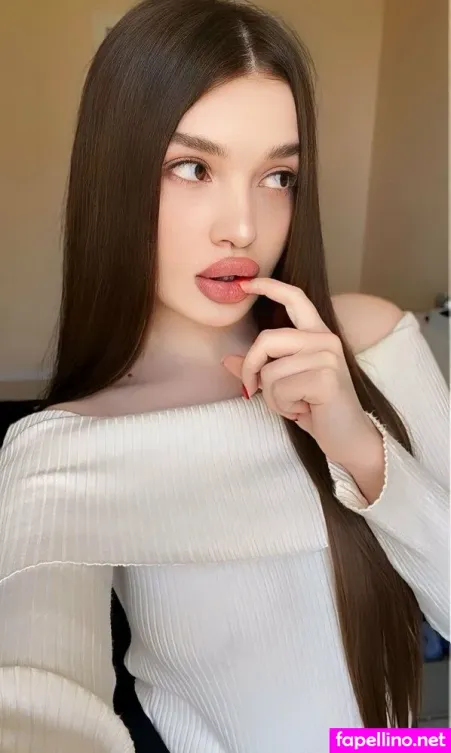 Lesik 696 OnlyFans Thumbnail #t8XsgkggMl