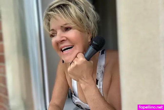 Lesley Banks OnlyFans Thumbnail #M9iS0GjdQz