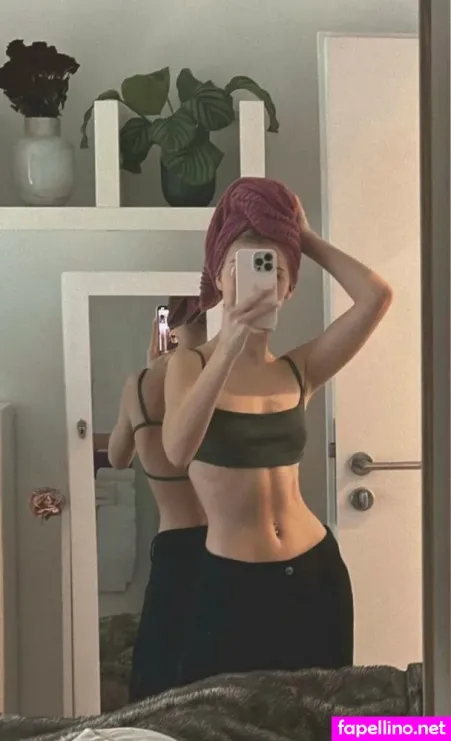 Lesley Bunny OnlyFans Thumbnail #DTRlw8tKbp