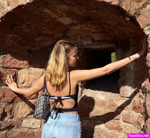 Lesley Bunny OnlyFans Thumbnail #fyoCsVH8li