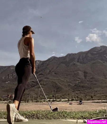 Leslie Carolina OnlyFans Thumbnail #6hQ3bsJ5eK