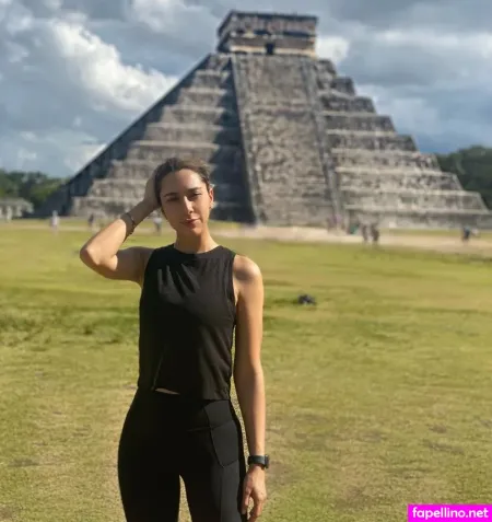 Leslie Carolina OnlyFans Thumbnail #Qd0JeAWTqR