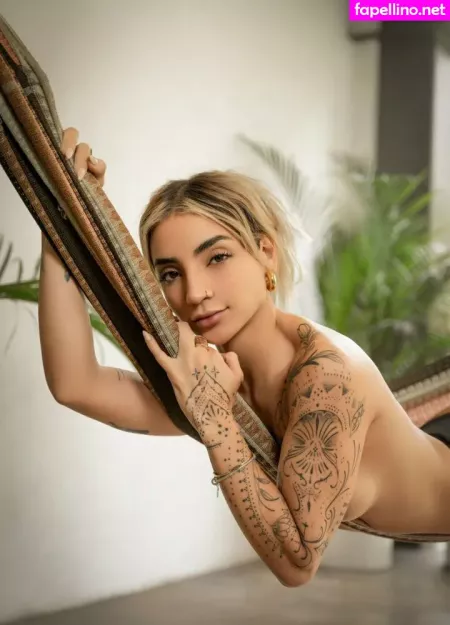Leslie Gallardo 1 OnlyFans Thumbnail #AJ7SQDPfEv
