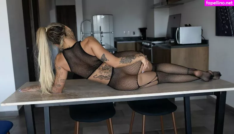 Leslie Gallardo 1 OnlyFans Thumbnail #bT6805XWTI
