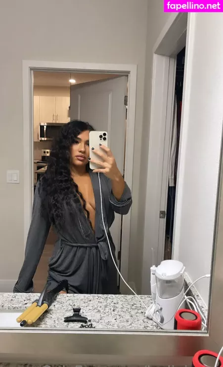 Leslie Ines OnlyFans Thumbnail #cdNpbqtjkS