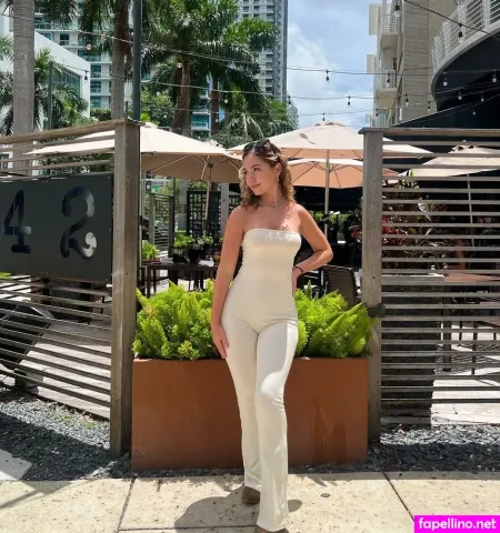 Leslie Machin OnlyFans Thumbnail #nRYn0DFjA5