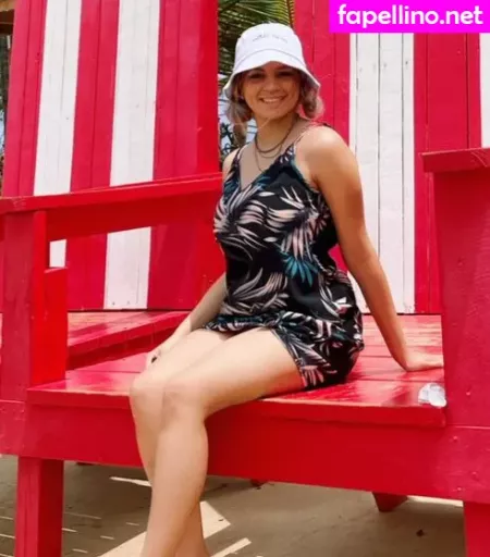 Leslie Sanchez OnlyFans Thumbnail #M27I4LHjP2